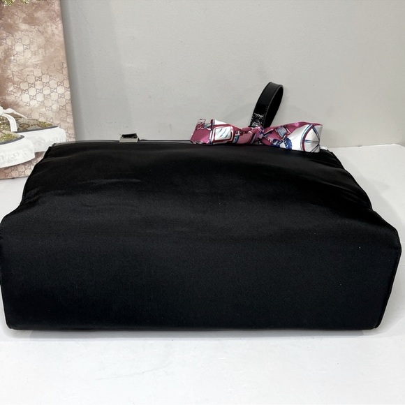 💎GUCCI Canvas Large Tall Tote - Picture 8 of 9